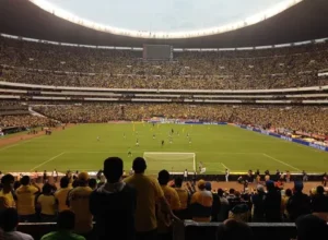 纽奴重返英,超挑战低谷,非名企门生,世界杯外围,2026世界杯,投注攻略,赛事分析,最新动态